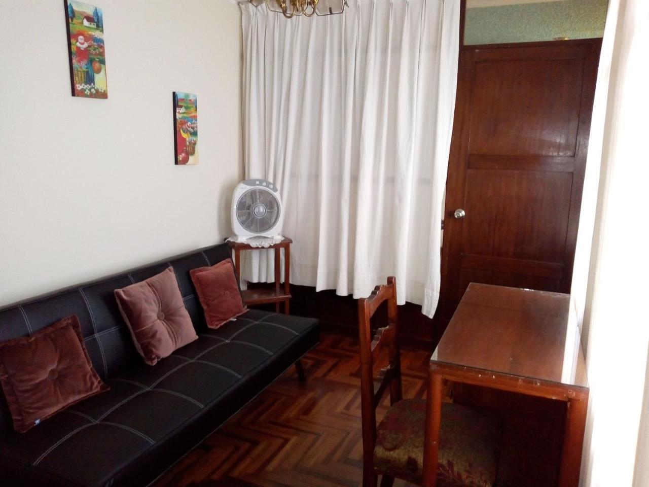Nydia'S Trujillo City Hostel Εξωτερικό φωτογραφία